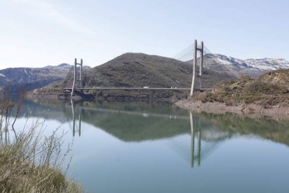 Pantano de los Barrios de Luna. MARCIANO PÉREZ