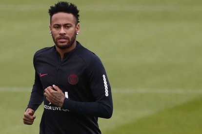 Neymar ya dijo al PSG que sólo quiere jugar en el FC Barcelona. IAN LANGSDOM