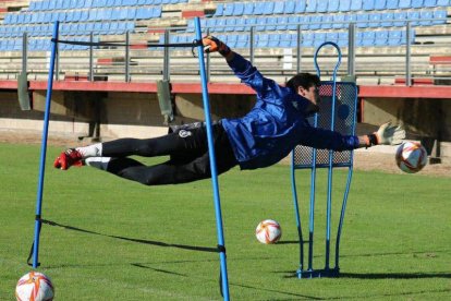 El equipo leonés sigue preparando el importante encuentro del domingo frente al Sanse. CYDL