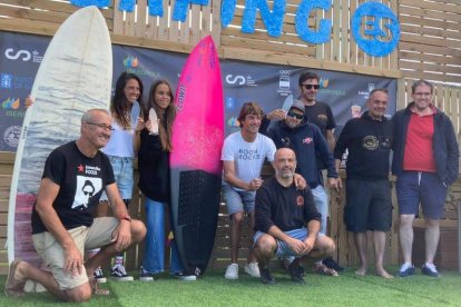 María Martín Granizo logra la medalla de plata en el Campeonato de España de surf. DL