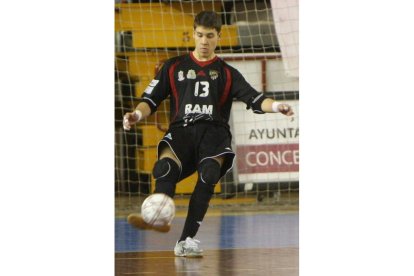 Mañanes con la camiseta de la selección alemana en su debut.