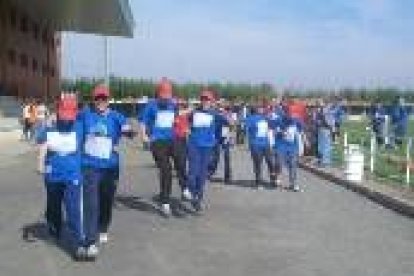 Los participantes en el encuentro juvenil, durante la celebración de una de las pruebas