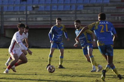 El Júpiter tuvo que emplearse a fondo para ganar. FERNANDO OTERO