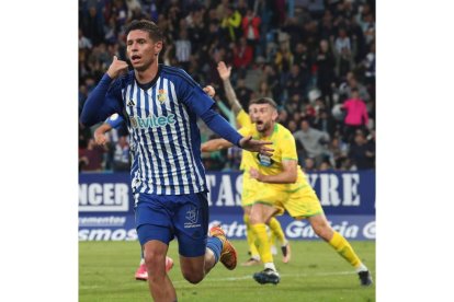 Brais Abelenda ha marcado tres goles en esta Liga, uno de ellos, al RC Deportivo en El Toralín. DE LA MATA