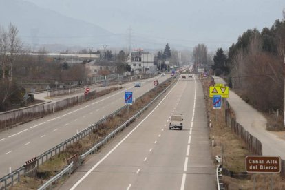 El único tramo de autovía del Bierzo hacia Asturias es el de Ponferrada-Toreno. ANA F. BARREDO