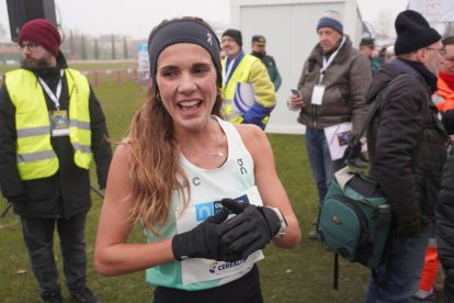 Marta García ya tiene en su poder el récord de España de 5.000 metros en pista cubierta. Xavi Ramos