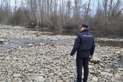 Un dron busca al hombre desaparecido en Rimor en diciembre de 2023.