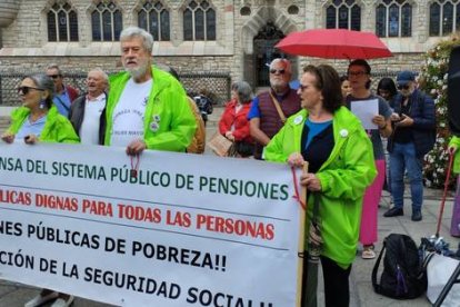 Los pensionistas volverán a salir hoy a la calle.