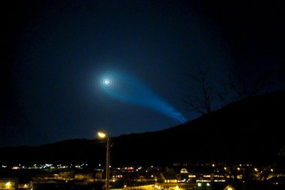 Un extraño efecto lumínico visto en 2009 sobre la base militar de Skjold, en el norte de Noruega.