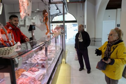 El mercado del Conde Luna estrenó este viernes la primera fase de las nuevas instalaciones.