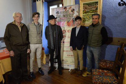 CLASE PRACTICA TOROS LEON TAUROMAQUIA