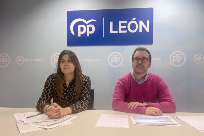 Beatriz Coleho y Ricardo Gavilanes, en la rueda de prensa de keste sábado.