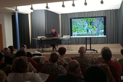 Acto de presentación del programa de tutas de senderismo