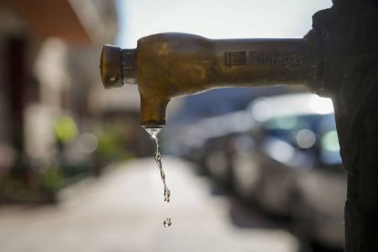 El agua es un recurso cada vez más escaso.