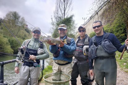 Marcos Álvarez Ovalle, David Morán, David Flórez y José Manuel Juan Cifuentes en el EDS de Ponferrada.