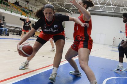 El BF León buscará sellar el domingo su presencia en el play off de ascenso.