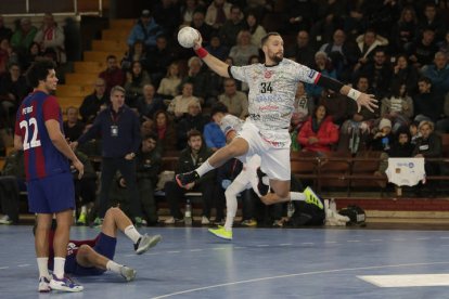 Partido de balonmano Ademar León - FC Barcelona. F. Otero Perandones.