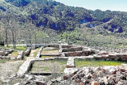 Aspecto de una vista general de esta semana de cómo se encuentra la restauración de la Peña del Hombre, siglos II y I antes de Cristo.