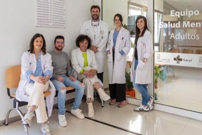 Raquel Martín, Miguel Segura, Yolanda Zapico, José María Pelayo, Zaida Gutiérrez y Cristina Montero.