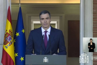 Captura de video de la señal institucional de La Monclao, de la comparecencia del presidente del Gobierno, Pedro Sánchez.