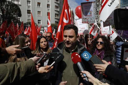 El secretario provincial socialista, Javier Alfonso Cendón, en su comparecencia esta mañana ante los medios.