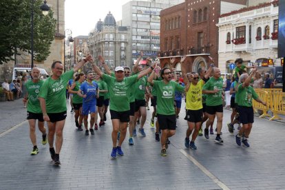 Llega la expedición a Santiago contra el cáncer el año pasado.