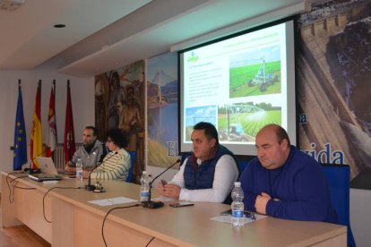 Unas jornadas oganizadas por la Presa de la Tierra.