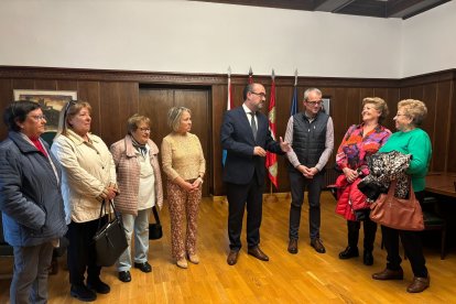 Imagen del encuentro facilitada por el Ayuntamiento.