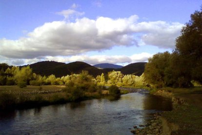 La ruta transcurre por la cuenca minera Fabero-Sil.