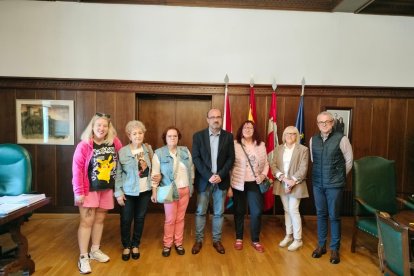 Imagen de la reunión facilitada por el Ayuntamiento de Ponferrada.