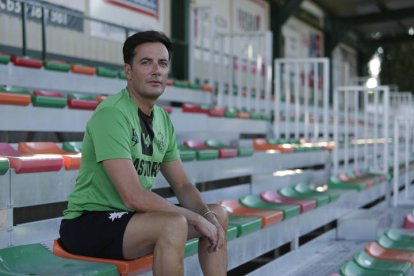 José Luis Lago continúa como entrenador del Atlético Astorga.