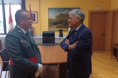 José Antonio Fernández de Luz se ha reunido con Eduardo Diego.