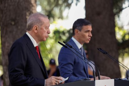 Tayyip Erdogan y Pedro Sánchez, ayer, en el palacio de La Moncloa.