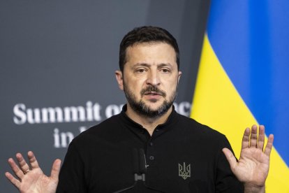 El presidente Volodimir Zelenski de Ucrania habla durante la conferencia de prensa de clausura de la Cumbre sobre la Paz en Ucrania en Stansstad, cerca de Lucerna, Suiza. EFE/EPA/ALESSANDRO DELLA VALLE / POOL