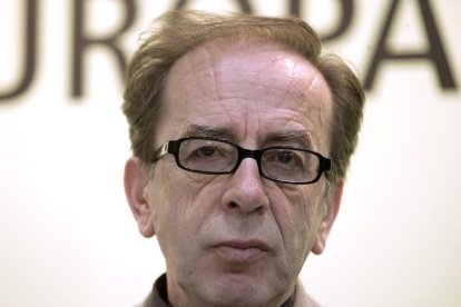 Fotografía del 19 de marzo de 2005 del autor albano Ismail Kadare. EFE/Thomas Schulze