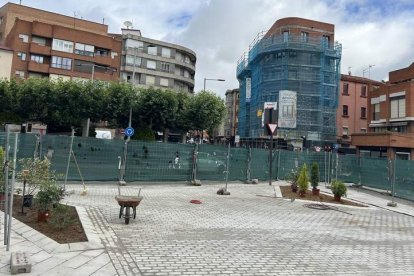 Estado que presentan las obras de la ronda interior en las inmediaciones del Arco de la Cárcel