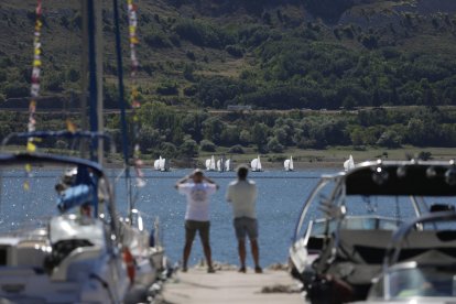 El campeonato de España de vela, el pasado viernes en el embalse de Los Barrios de Luna.