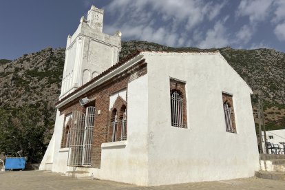 Exterior de la mezquita española 'Bouzafar' en Chauen, construida por el Protectorado español (1912-1958) en Marruecos. EFE/ Mohamed Siali