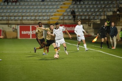 La Cultural y la Real Sociedad B firmaron un empate en el Reino de León (1-1).