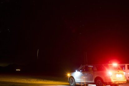 Una fotografía facilitada por la NASA muestra una exposición de 30 segundos del aterrizaje de la nave espacial Boeing Crew Flight Test Starliner de la NASA sin tripulación en White Sands, Nuevo México, EE. UU. EFE/EPA/NASA/AUBREY GEMIGNANI