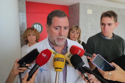 El gerente del Área de Salud del Bierzo, Juan Ortiz de Saracho.