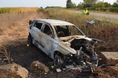 Estado en el que quedó en vehículo, totalmente calcinado tras el accidente