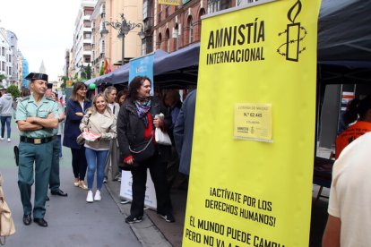 La Plataforma de Entidades de Voluntariado de León celebra la XII Feria de Voluntariado