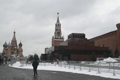 La Plaza Roja de Moscú con las murallas del Kremlin. EFE/Ignacio Ortega