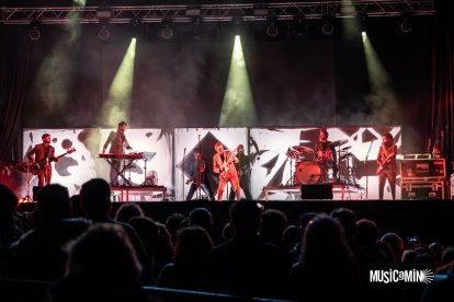 Xoel López sobre el escenario del Musicamino de Villafranca del Bierzo.