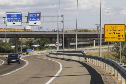 Vista de la AP-71 en sentido Astorga.