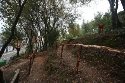 Imagen de uno de los nuevos caminos de acceso al parque de El Plantío.