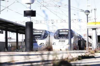 Un accidente condiciona las circulaciones de los trenes entre Alicante y León.