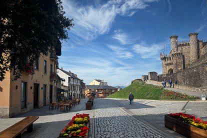 Así será la nueva avenida del Castillo tras la actuación, que se prologará en los próximos meses.