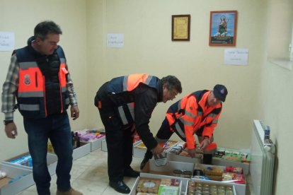 Recogida de alimentos en La Bañeza por la Dana